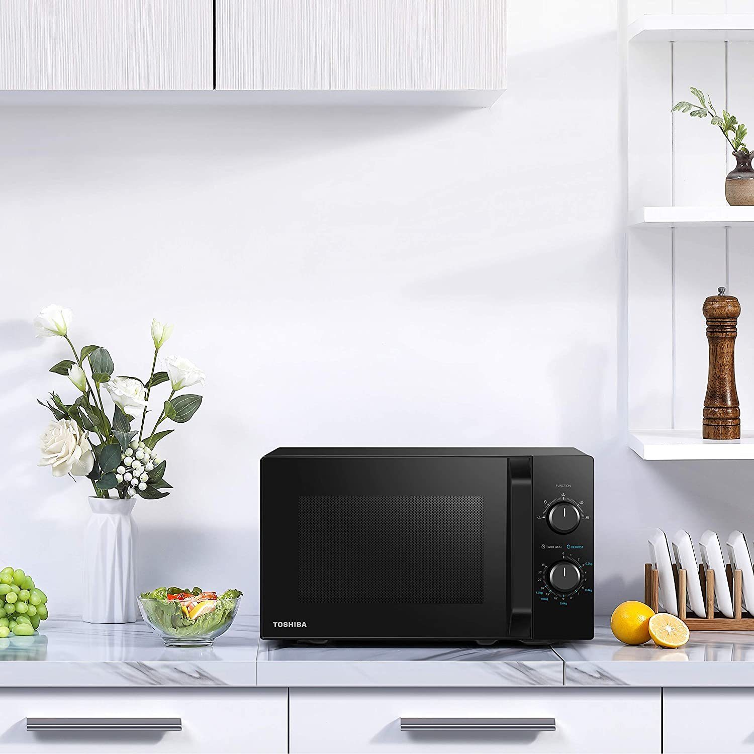 Toshiba Mikrowelle MW2-MM20PF(BK) Freistehend Mikrowelle, 20L, 800W, 5 Leistungsstufen, Mikrowelle, 20,00 l, mit Grill und Heissluft, Auftaufunktion