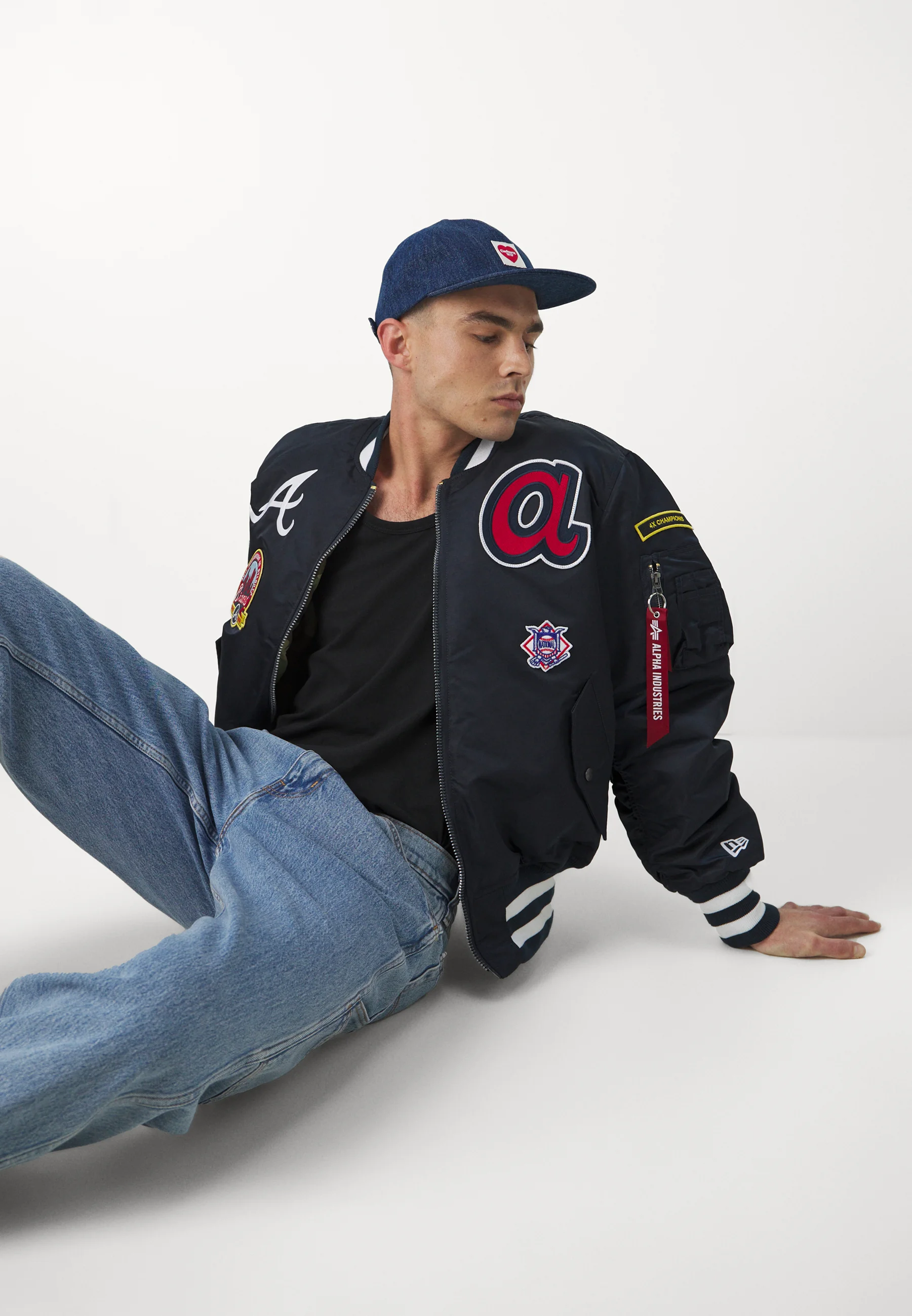 Chaqueta bomber de los Atlanta Braves de la MLB de New Era - Chaqueta de invierno
