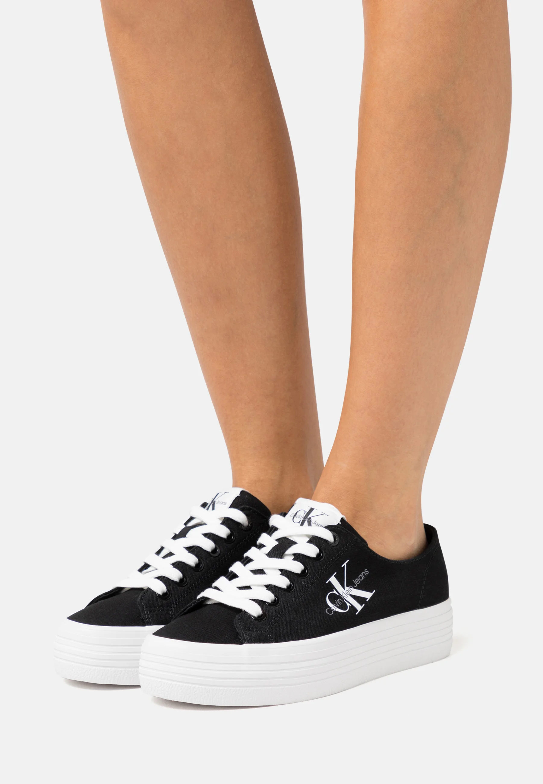 Calvin Klein Jeans FLATFORM ESSENTIAL MONO - Zapatillas bajas