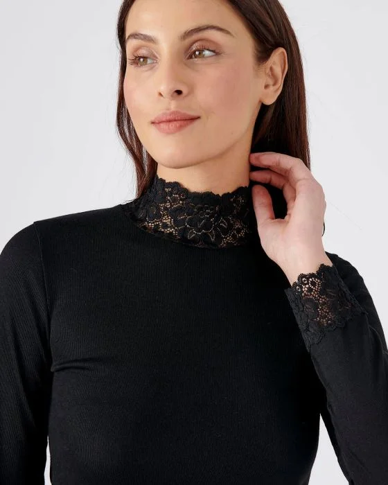 Tee-shirt manches longues orné de dentelle Thermolactyl