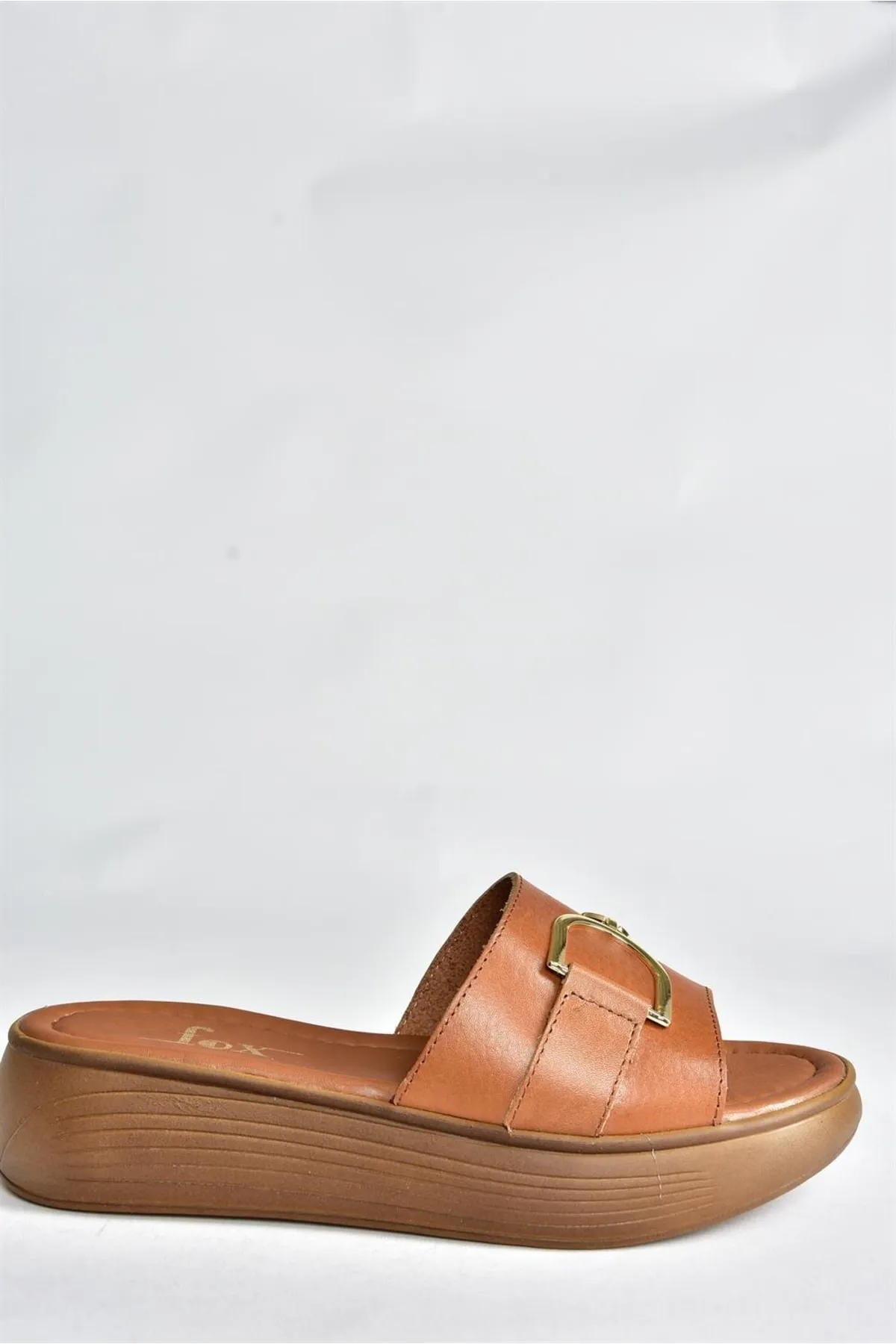 Fox Shoes  Hellbraune Damen-Hausschuhe aus echtem Leder mit hoher Sohle P291049403
