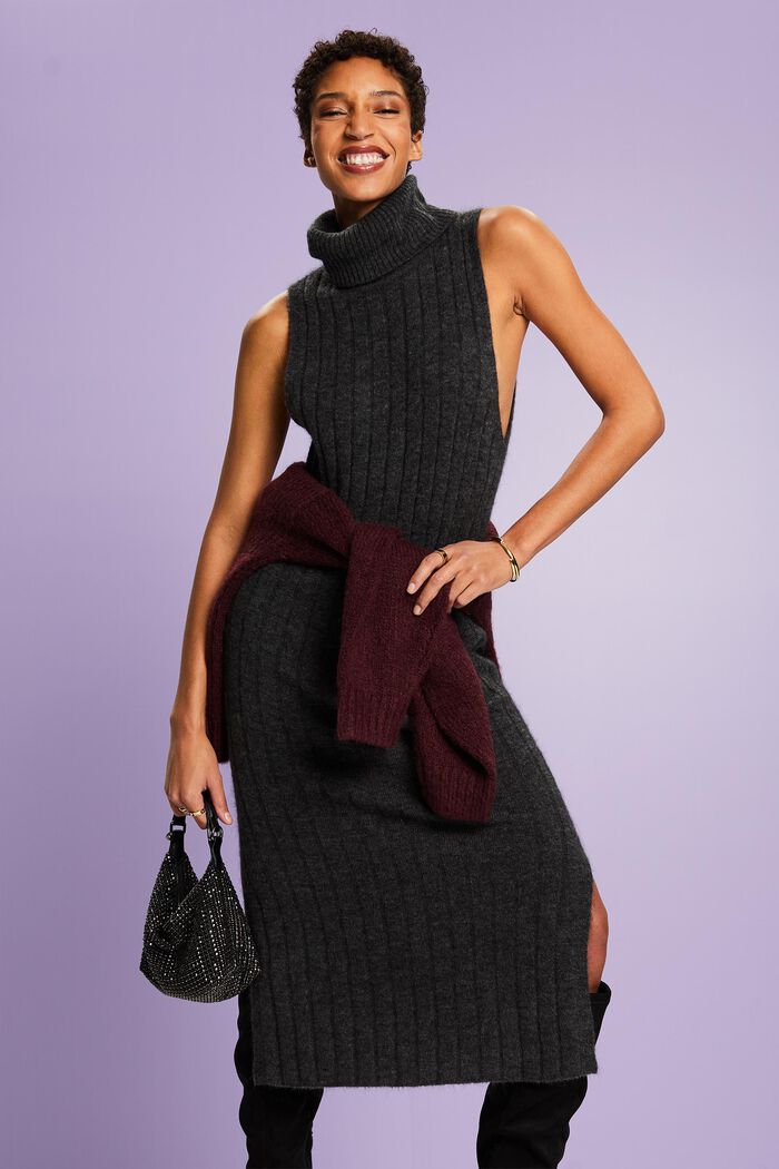 Rippstrick-Midikleid mit Rollkragen