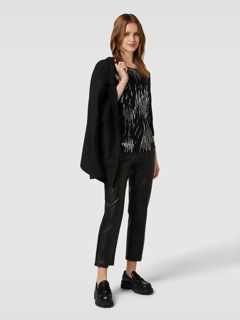 Longsleeve mit U-Boot-Ausschnitt in schwarz