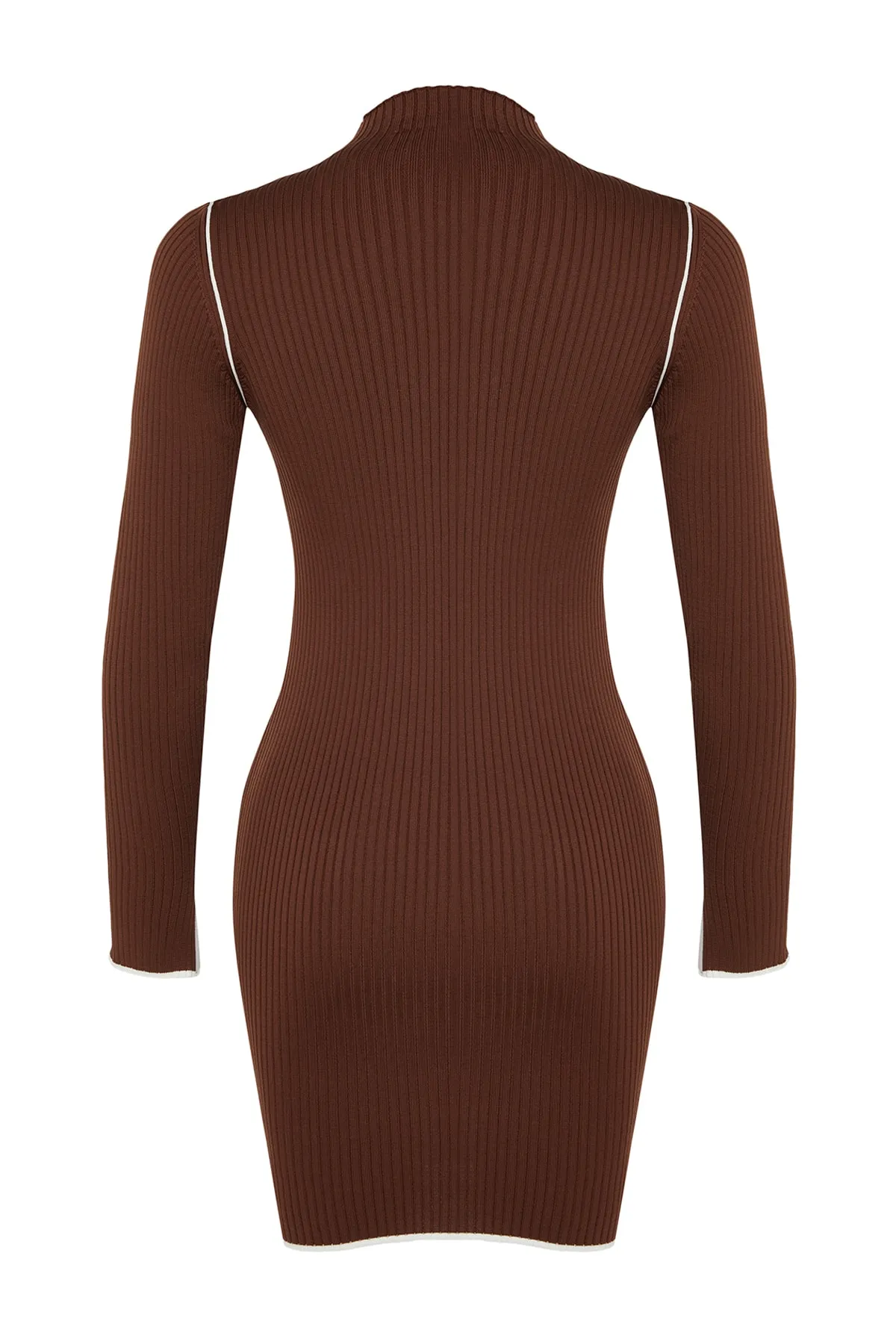 Trendyol Collection  Braunes, figurbetontes, kontrastfarbenes Mini-Strickkleid TWOAW24EL00041