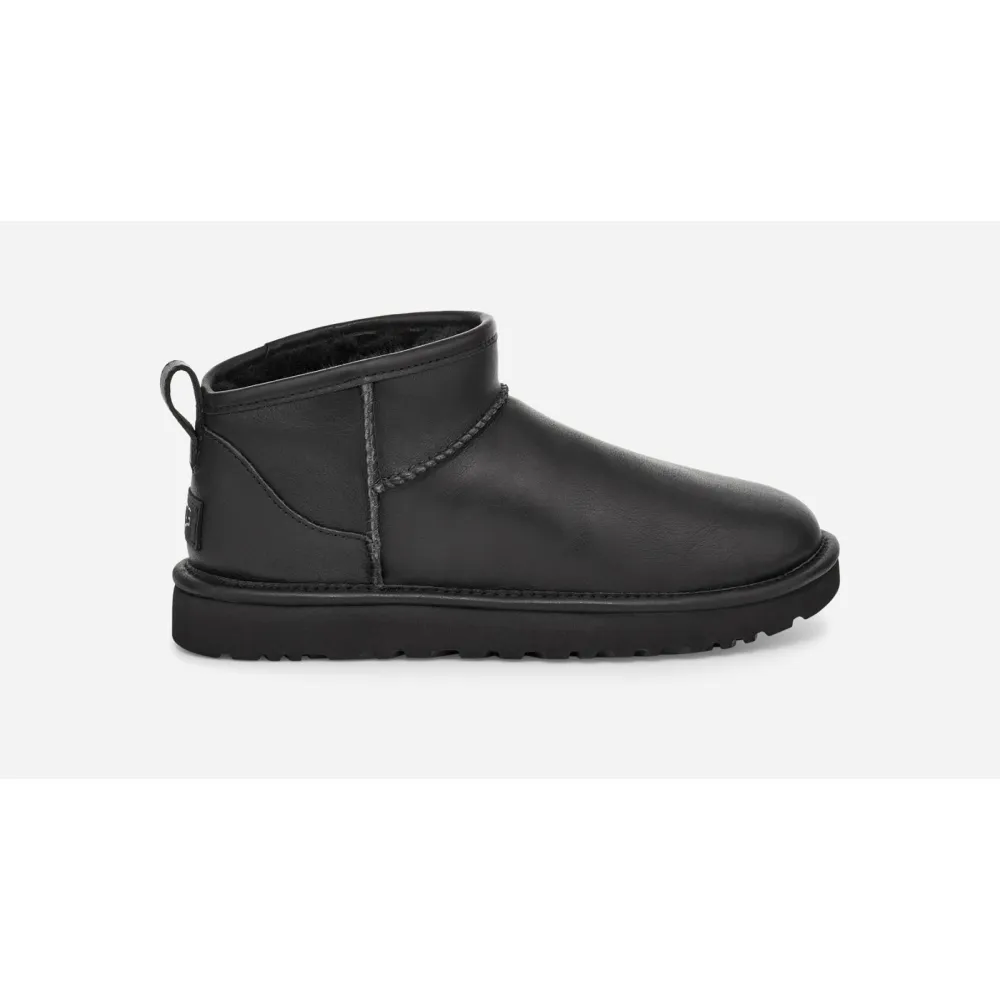 UGG Classic Ultra Mini W 1117534-BLK / schwarz