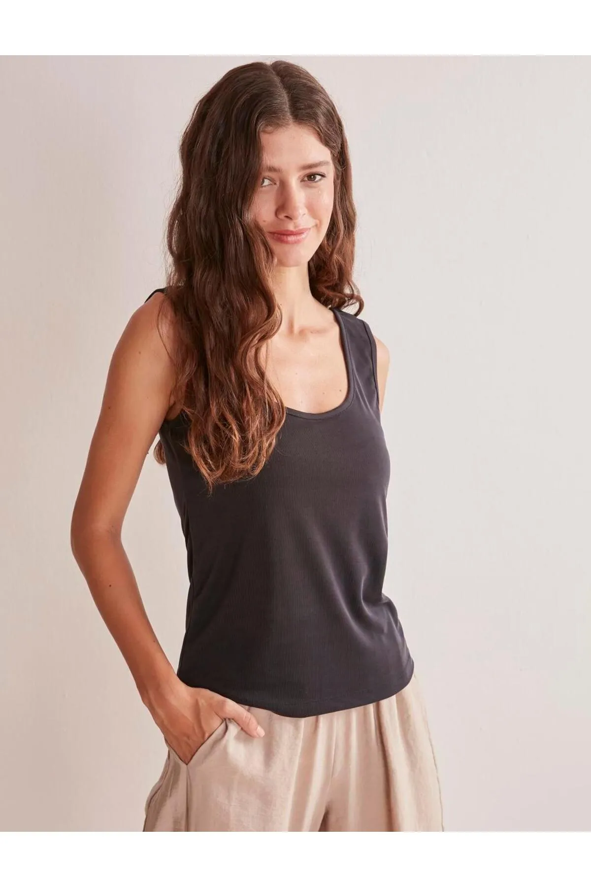 Jimmy Key  Schwarzes Basic-Unterhemd aus Modal
