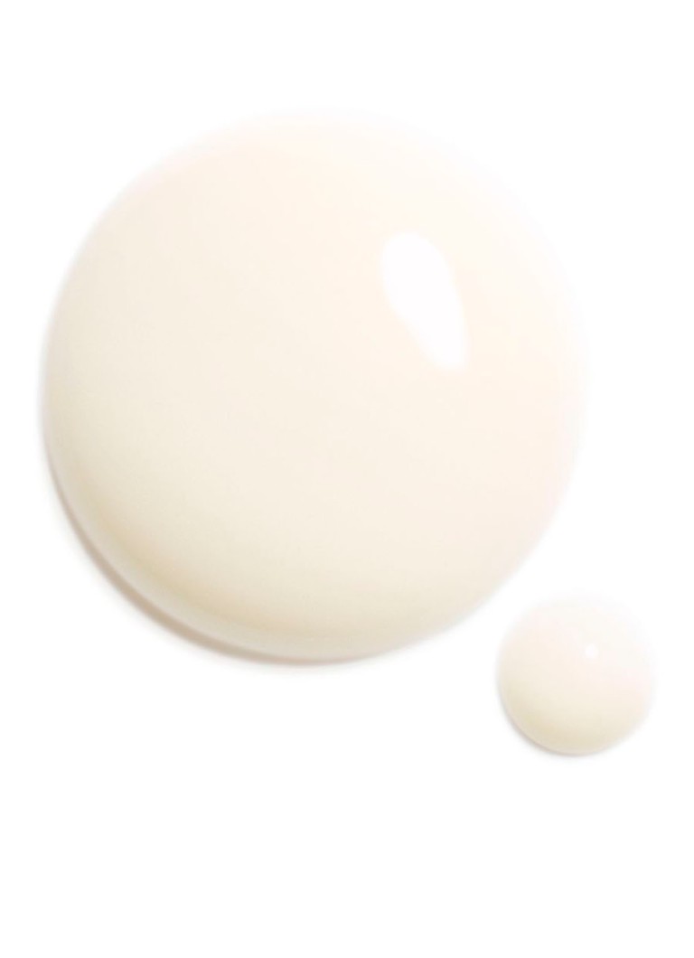 CHANEL L'ESSENCE FOUNDAMENTALE ΟΡΟΣ