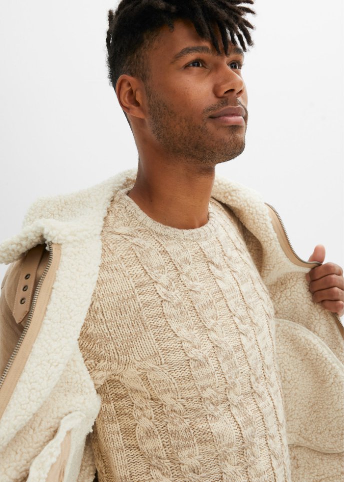 Pullover mit Zopfmuster