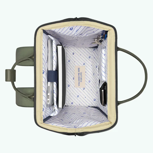 Adventurer Large Backpack Vila Verde Green