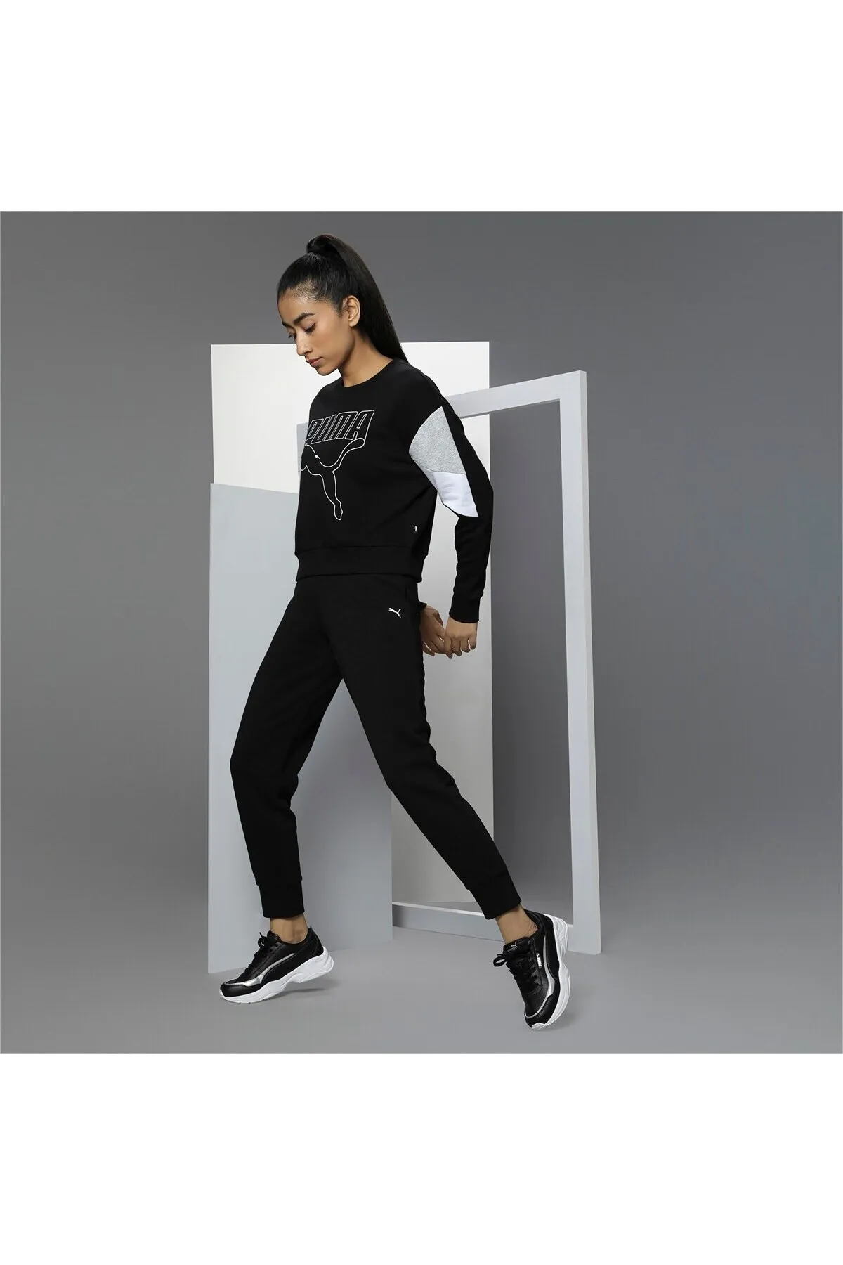 Puma  ESS Sweatpants TR cl
