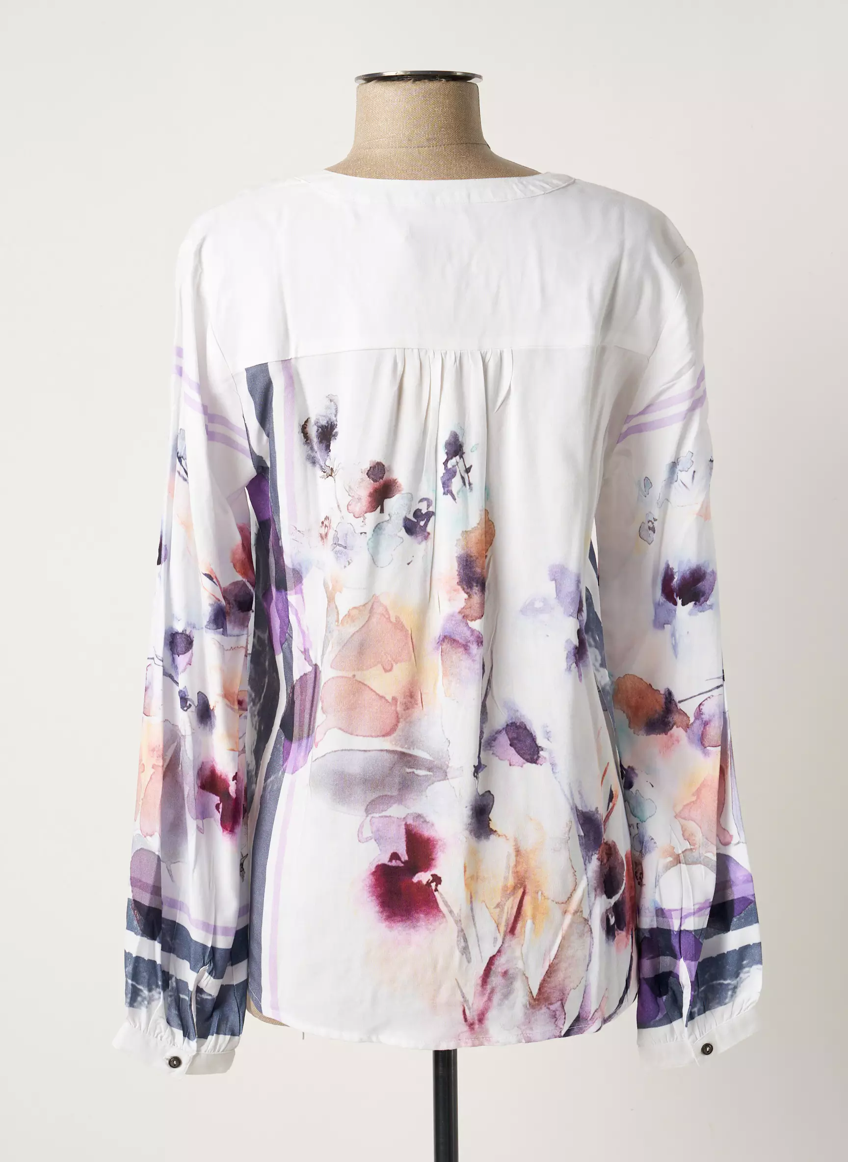 Cream Blouses Femme couleur blanc