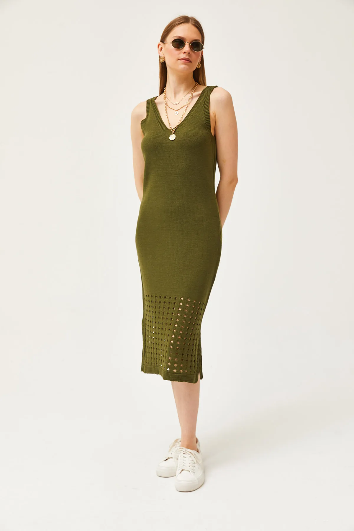 Olalook  Damen-Khaki-Oberteil mit durchbrochenem Pullover und unterem durchbrochenem Kleid aus Strickwaren-Set TKM-19000246