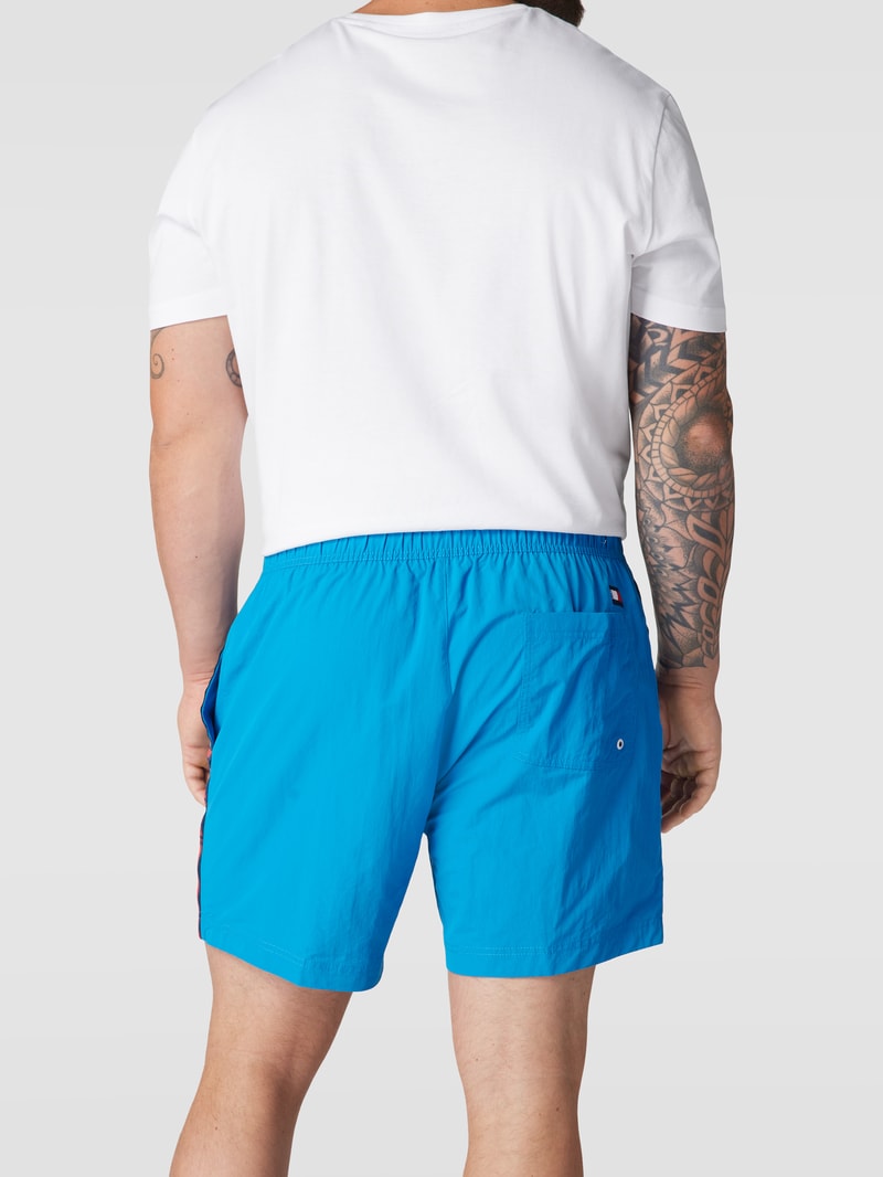 PLUS SIZE Badehose mit Logo-Streifen in türkis