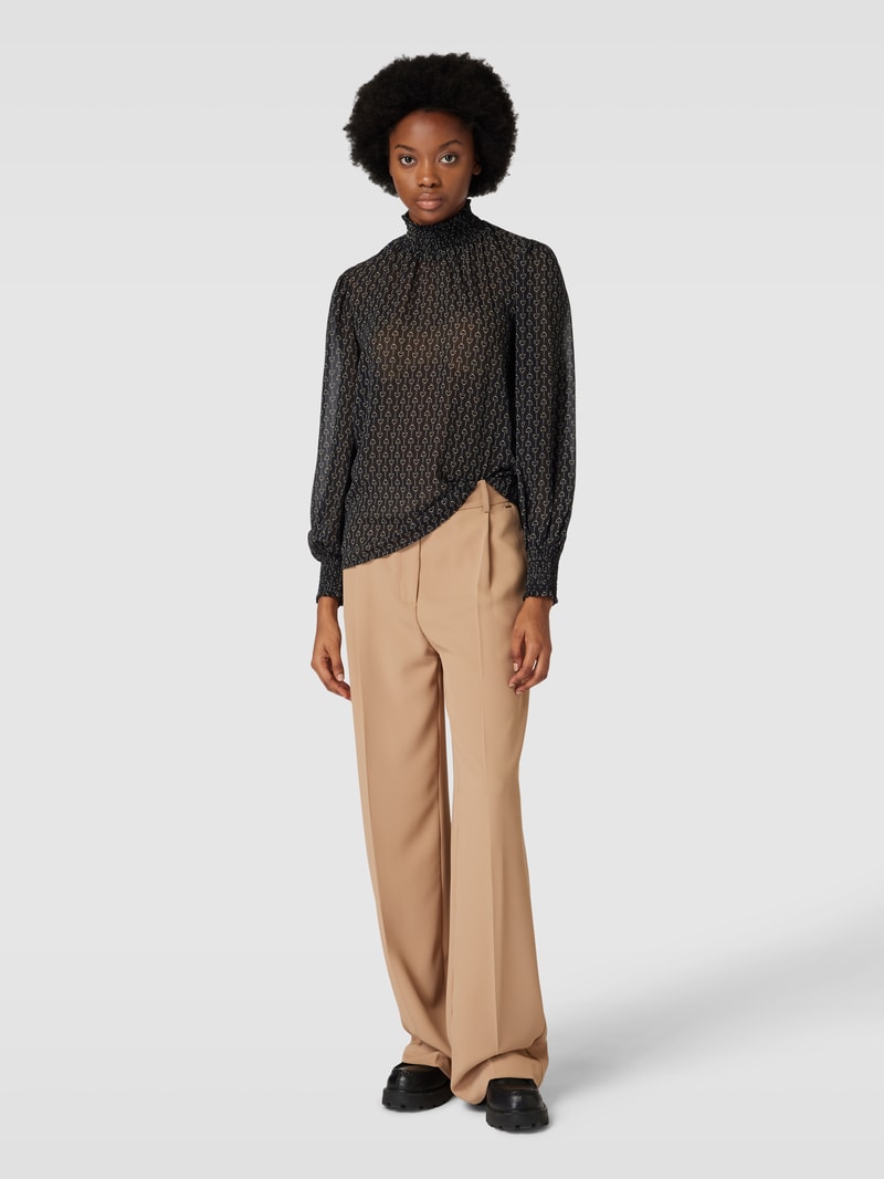 Bluse mit Stehkragen und Smok-Details in schwarz