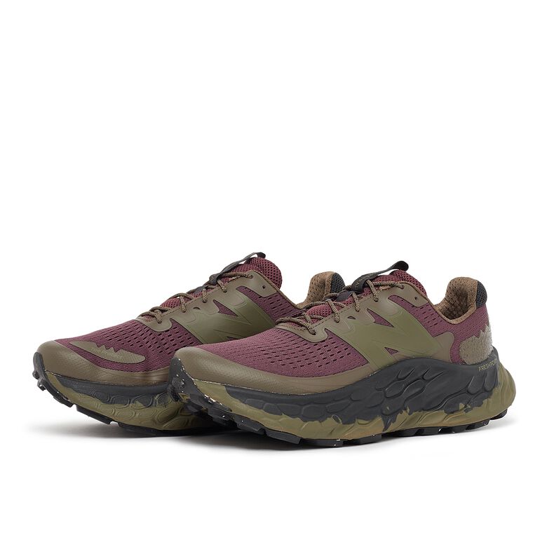 New Balance Fresh Foam More v3 Trail licorice