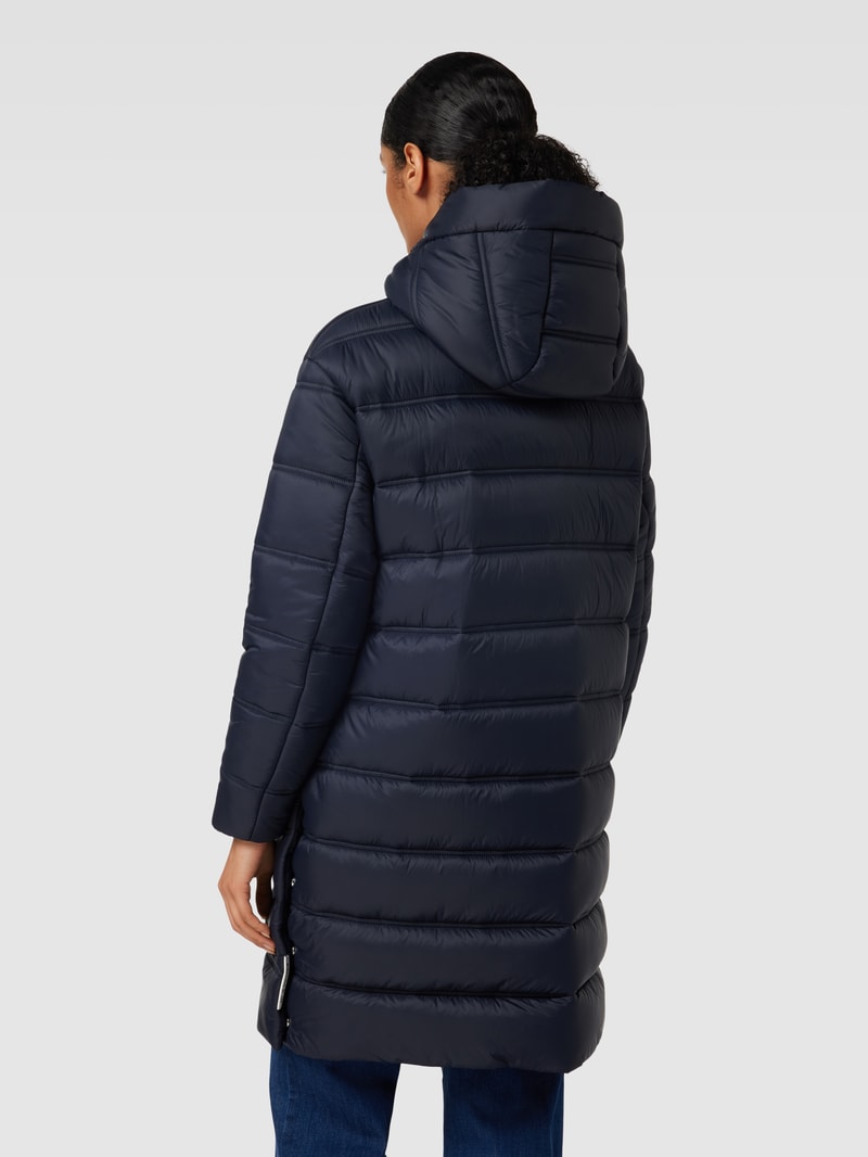 Steppmantel mit Kapuze in marineblau