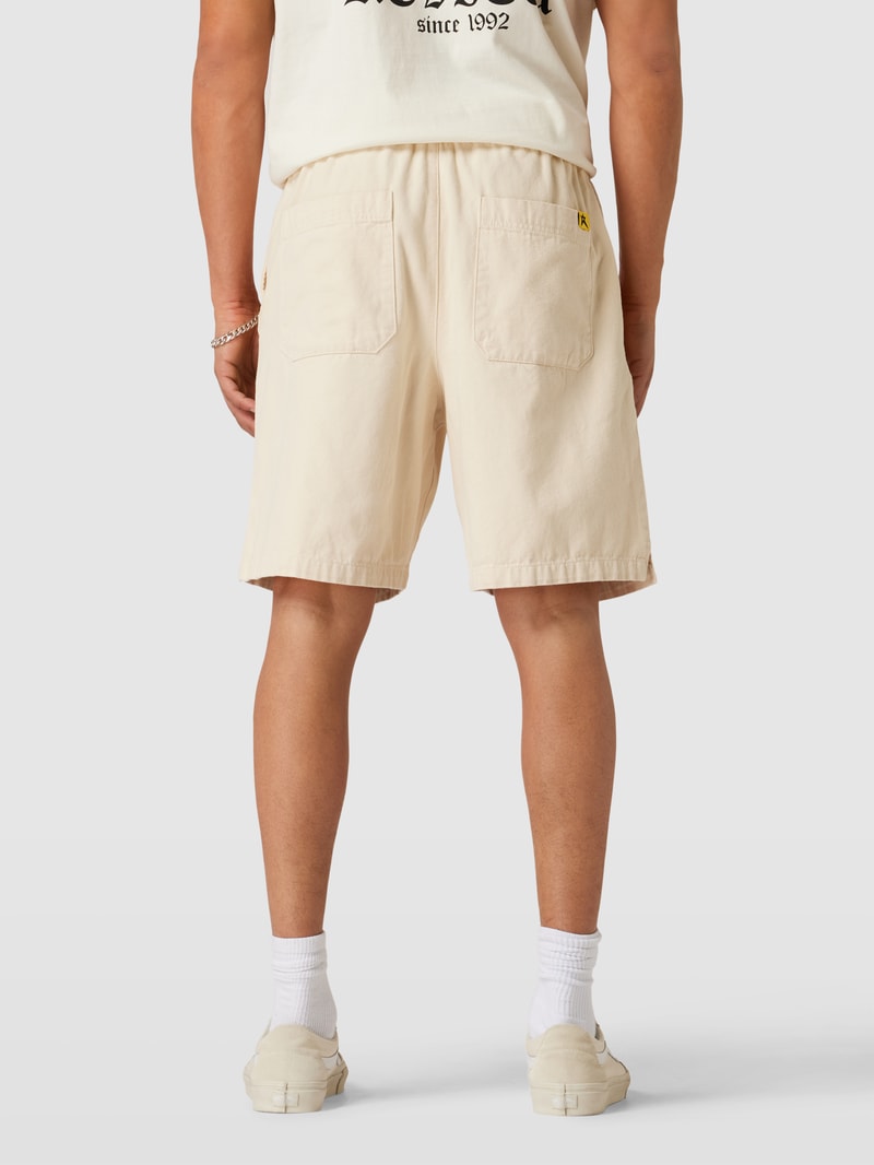 Shorts mit elastischem Bund in ecru