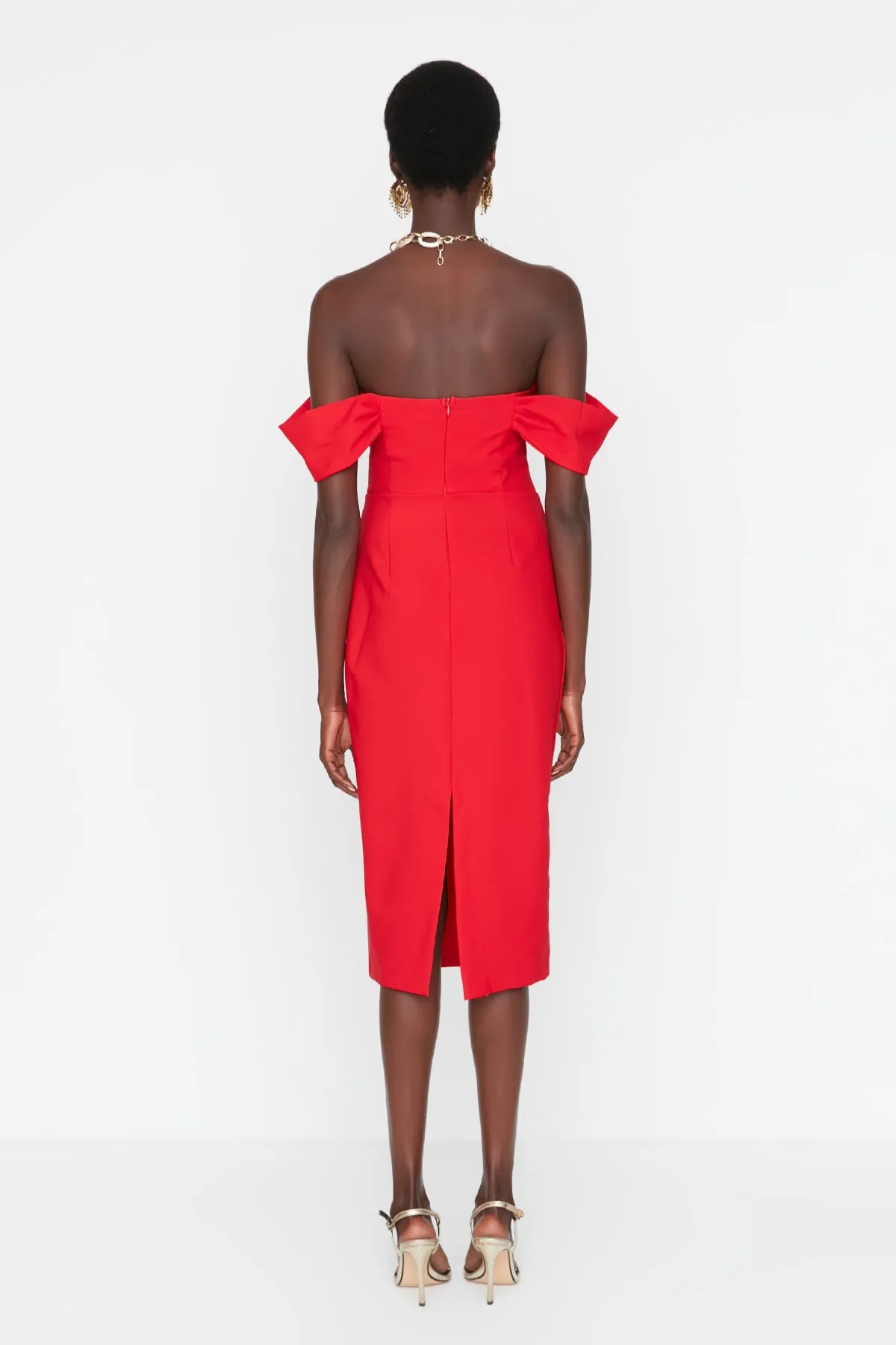 Trendyol Collection  Rotes, gefüttertes, gewebtes Korsett-Abendkleid mit detailliertem Ausschnitt TPRSS22EL00097