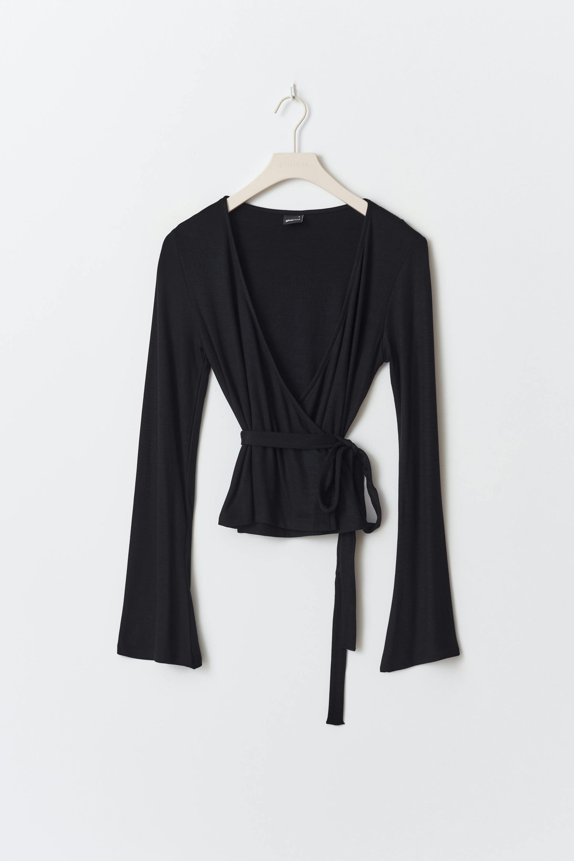 Wrap top
