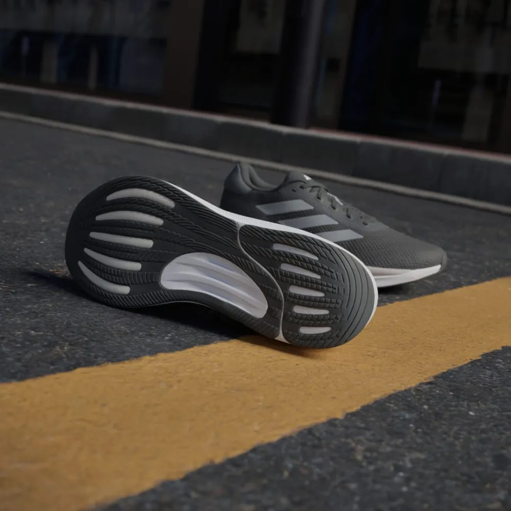 adidas Supernova Stride IG8317 / schwarz