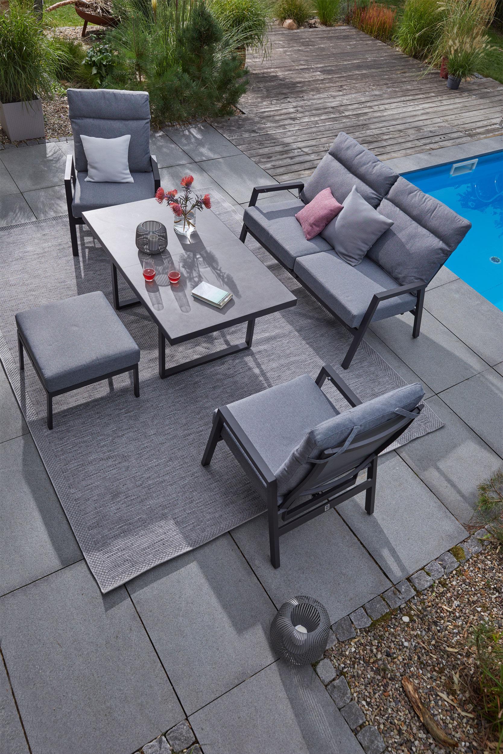 OUTDOORGarten-Loungetisch