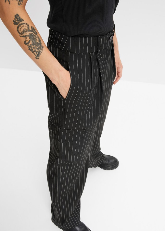 Cargo-Hose mit Nadelstreifen