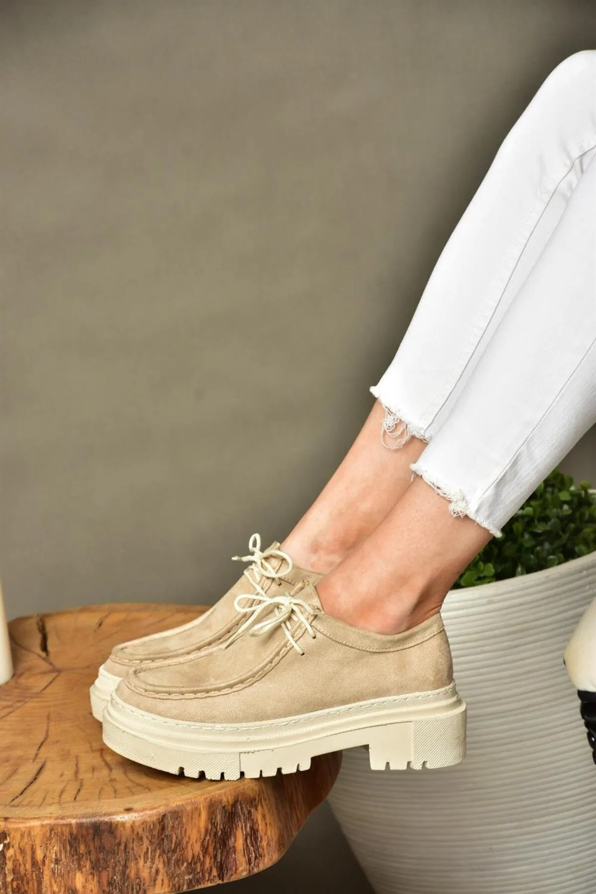 Fox Shoes  R294783002 Damenschuhe aus hellbraunem Wildleder