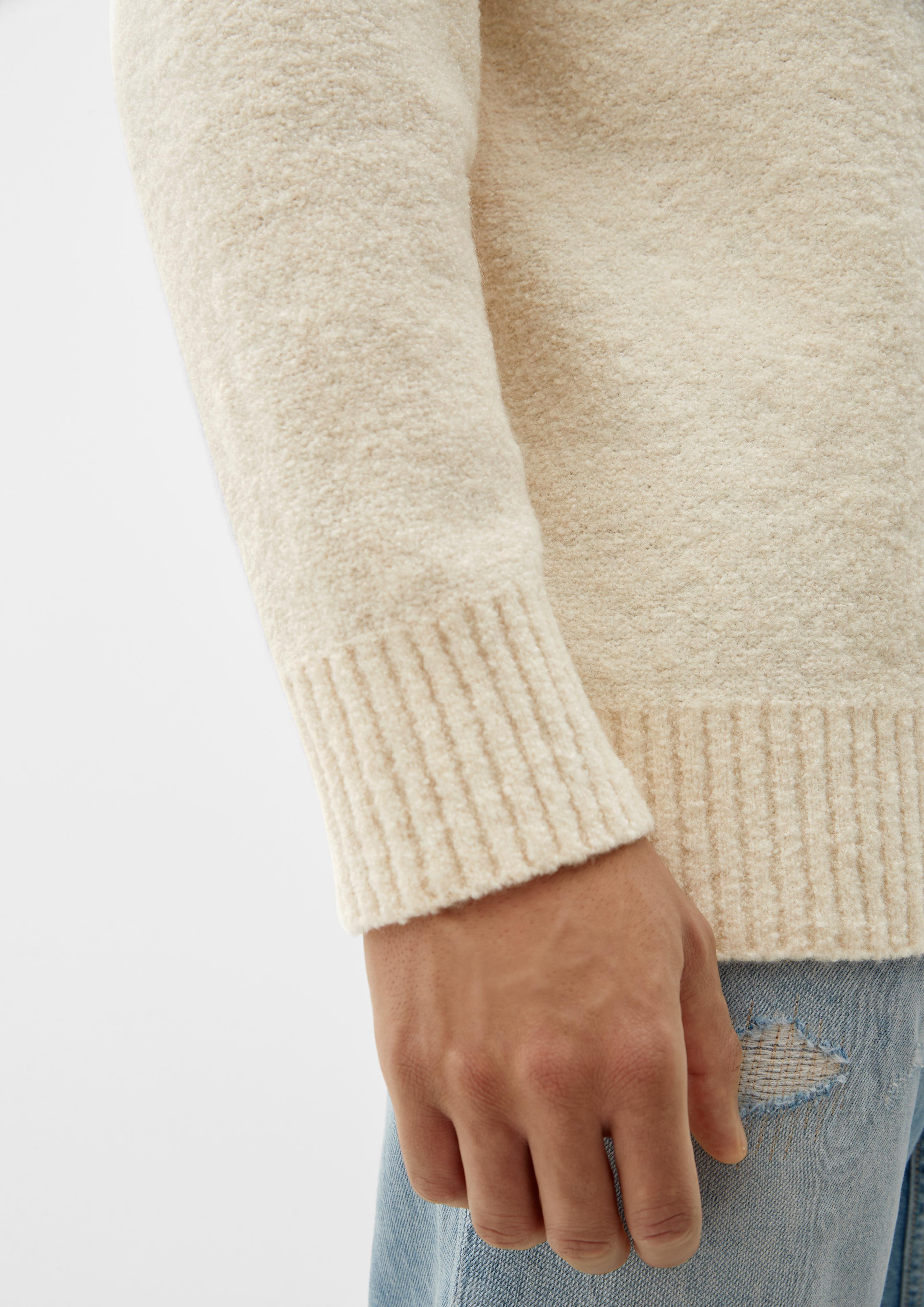 Pullover in Bouclé-Qualität  2124604-8105