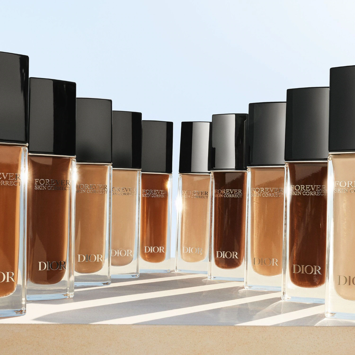 DIOR Skin Correct – Korektor o wysokim kryciu – 24-godzinny efekt i nawilżenie – Nie rozmazuje się