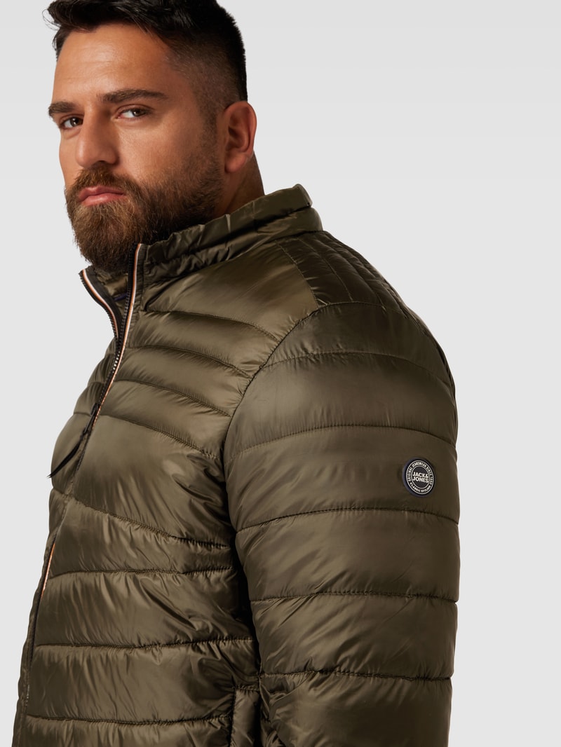 PLUS SIZE Steppjacke mit Eingrifftaschen Modell 'HERO' in khaki