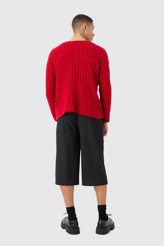 Kastiger Pullover mit Detail
