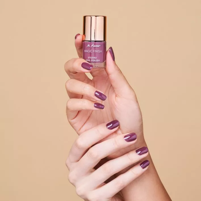 MAGIC FINISH Nagellack: Studio Nail Polish