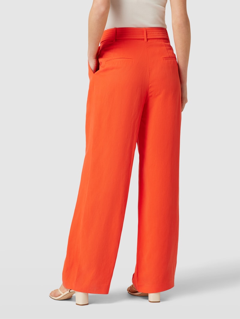 Hose mit Stoffgürtel in orange