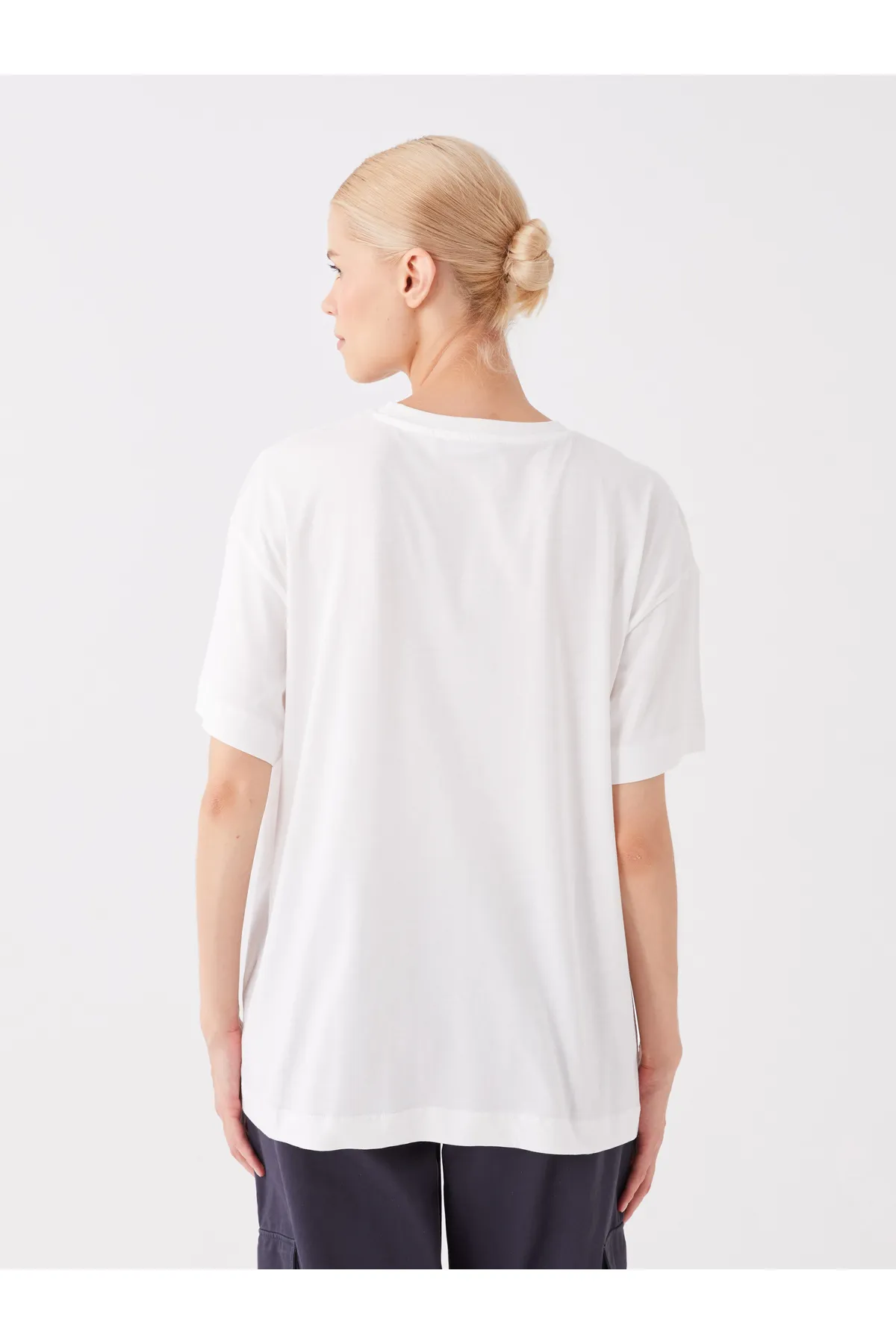 LC Waikiki  Bedruckte, kurzärmlige Oversize-Damentunika mit Rundhalsausschnitt