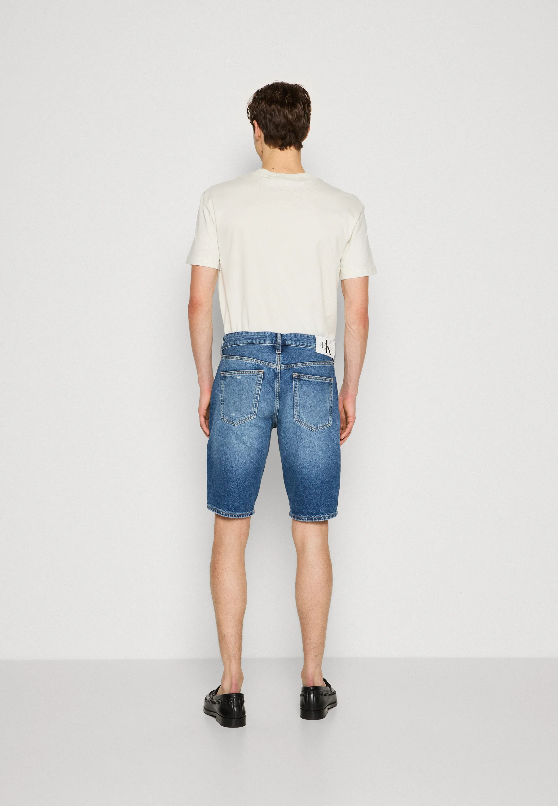 Calvin Klein Jeans REGULAR - Pantalones cortos vaqueros