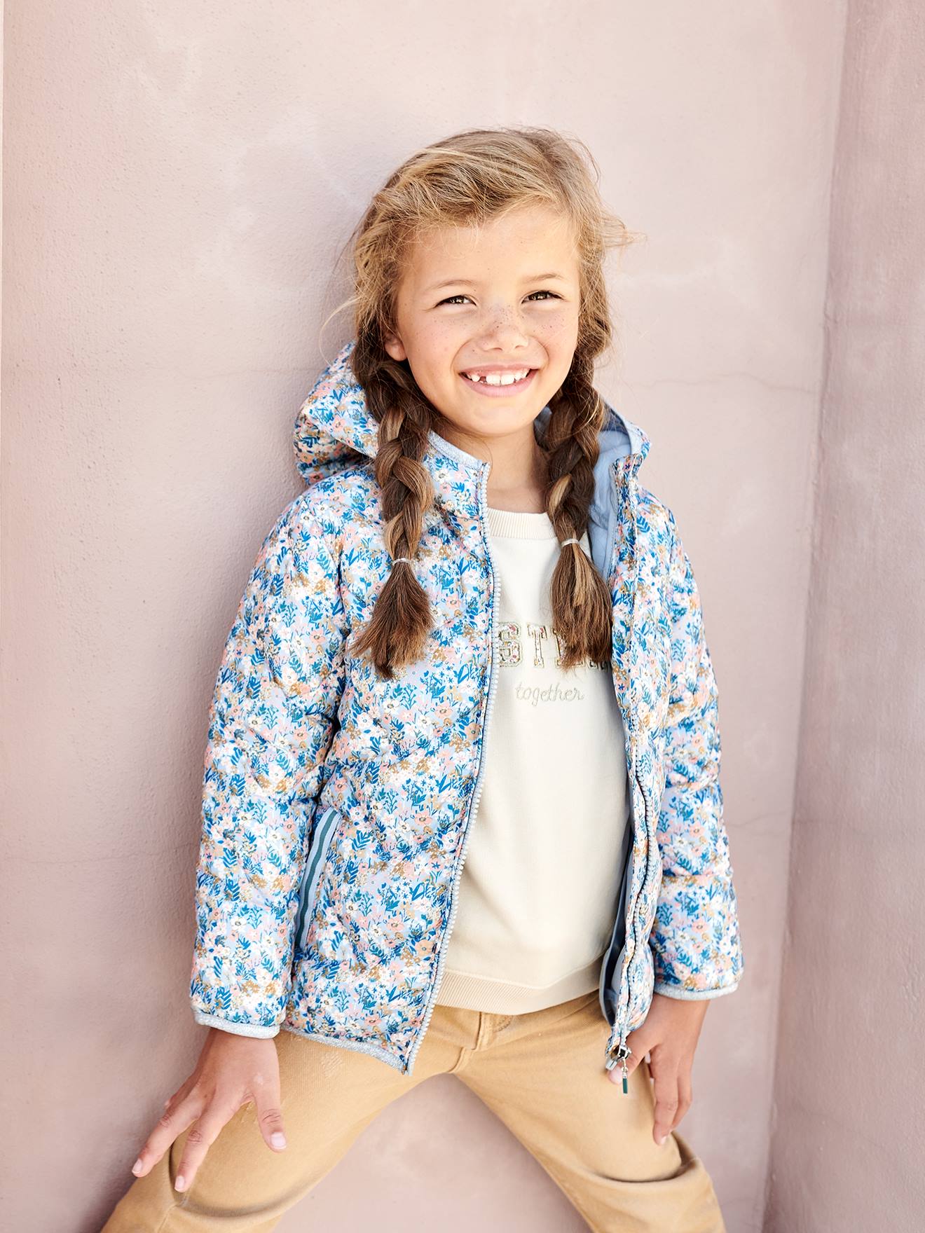 Doudoune légère à capuche fille motifs imprimés moutarde imprimé