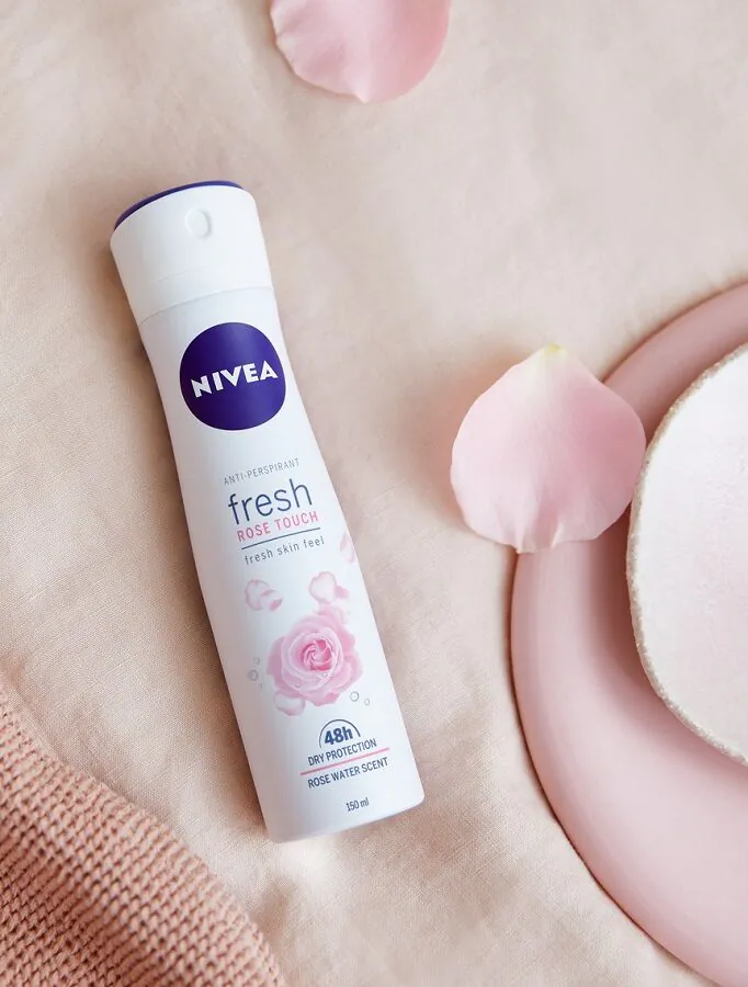 Nivea dezodorans u spreju Rose Touch