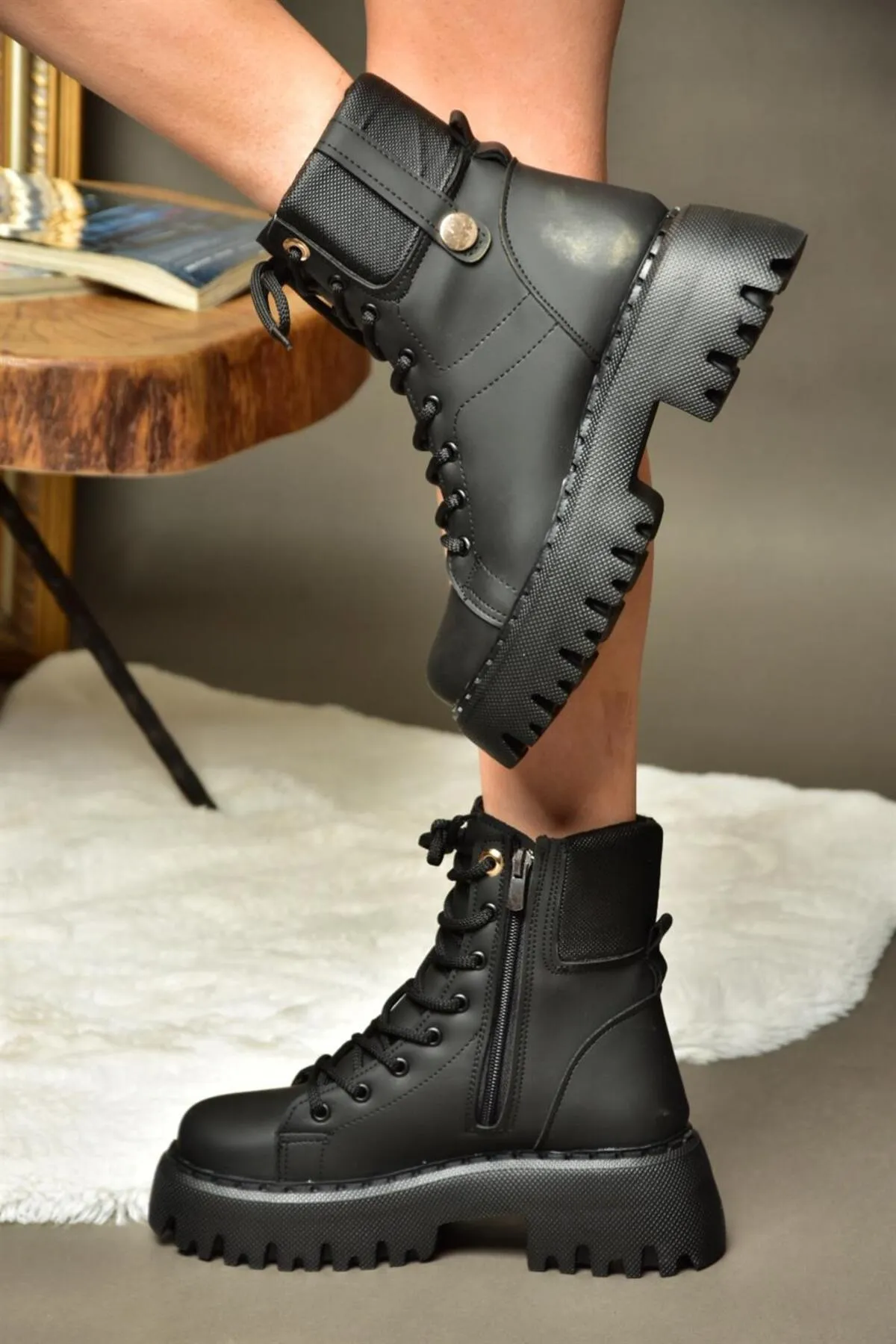 Fox Shoes  R973970109 Schwarze Damen-Damenstiefel mit dicker Sohle