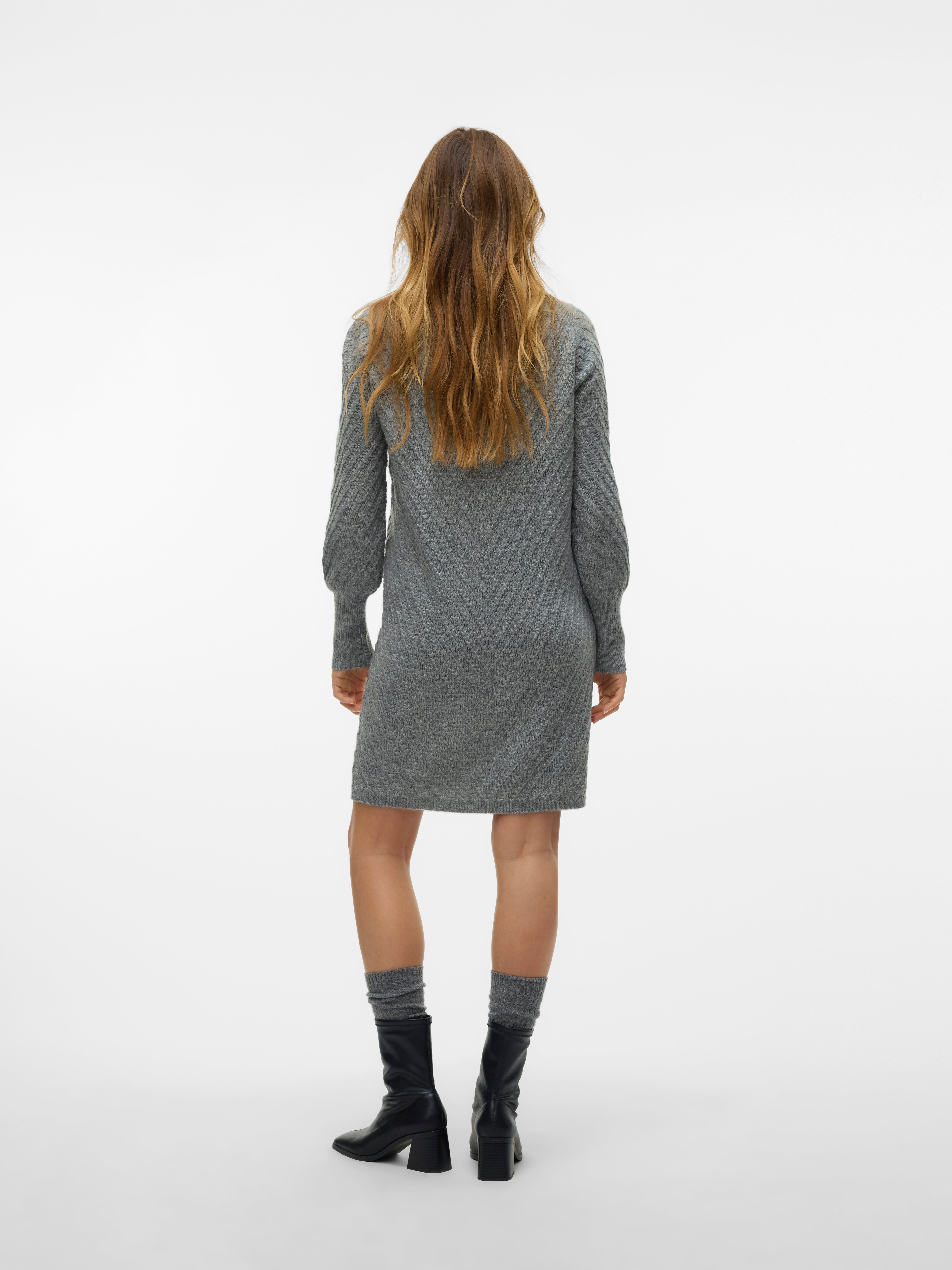 VMANJASTINNA Midikleid