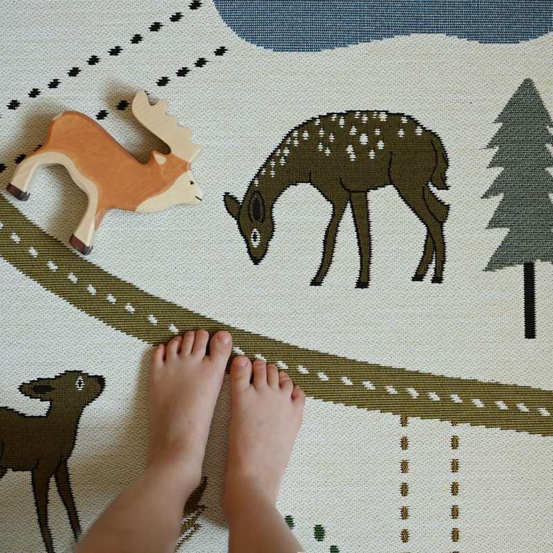 Tapis de jeu indoor & outdoor 123x180cm LITTLE FOREST