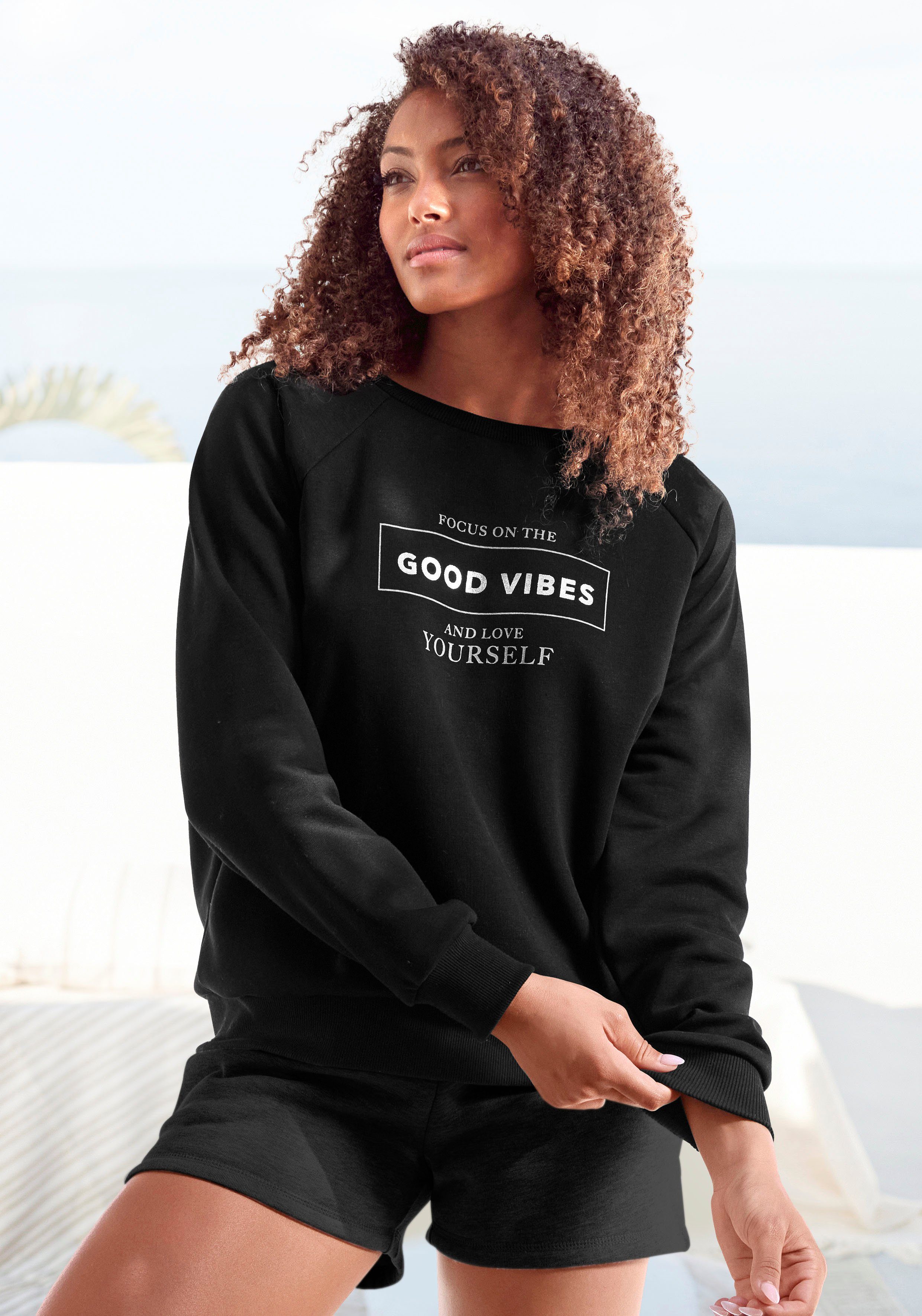 Buffalo Sweater mit Foildruck, Loungewear, Loungeanzug
