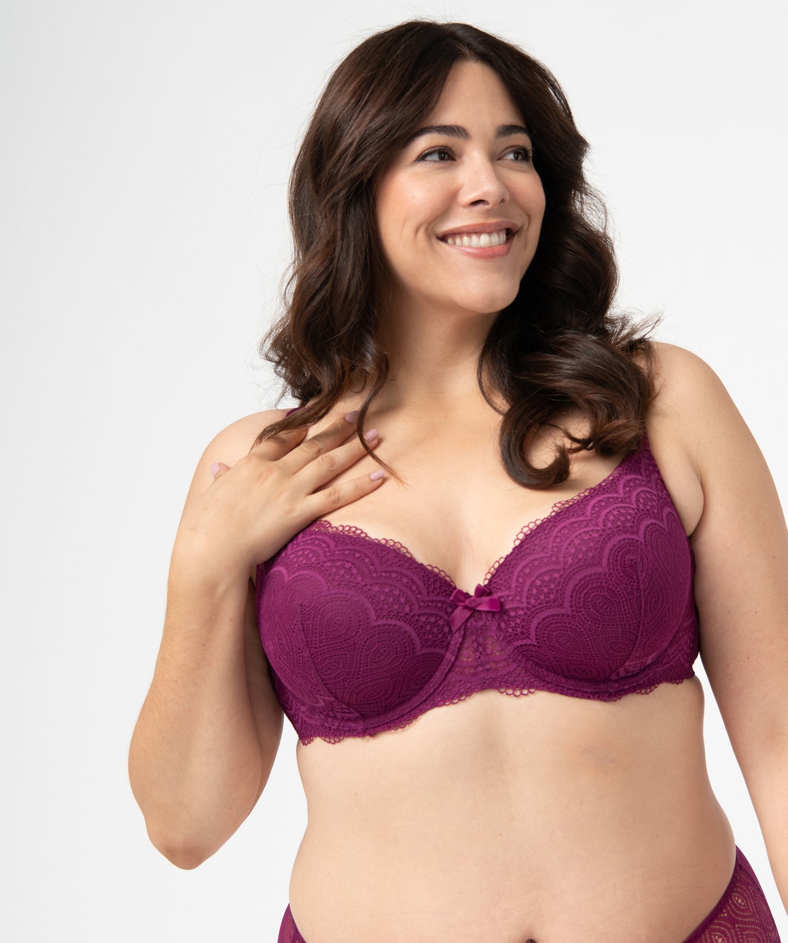 Soutien-gorge grande taille à armatures et coques fines violet | GEMO