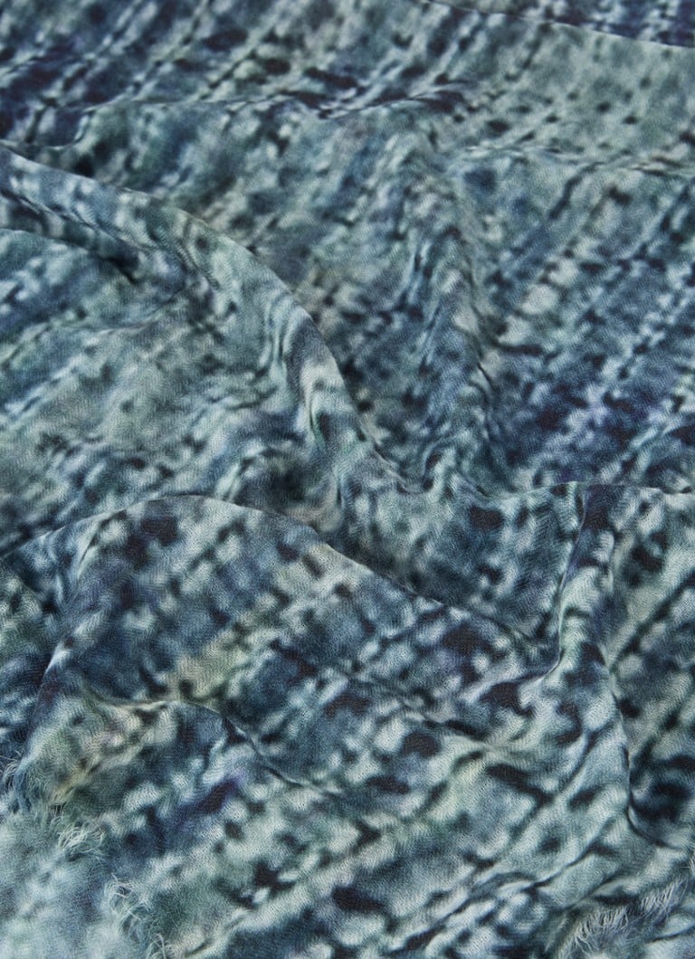 Gerard Darel Delina -villahuivi batiikkivärjätyllä kuosilla 180 x 70 cm