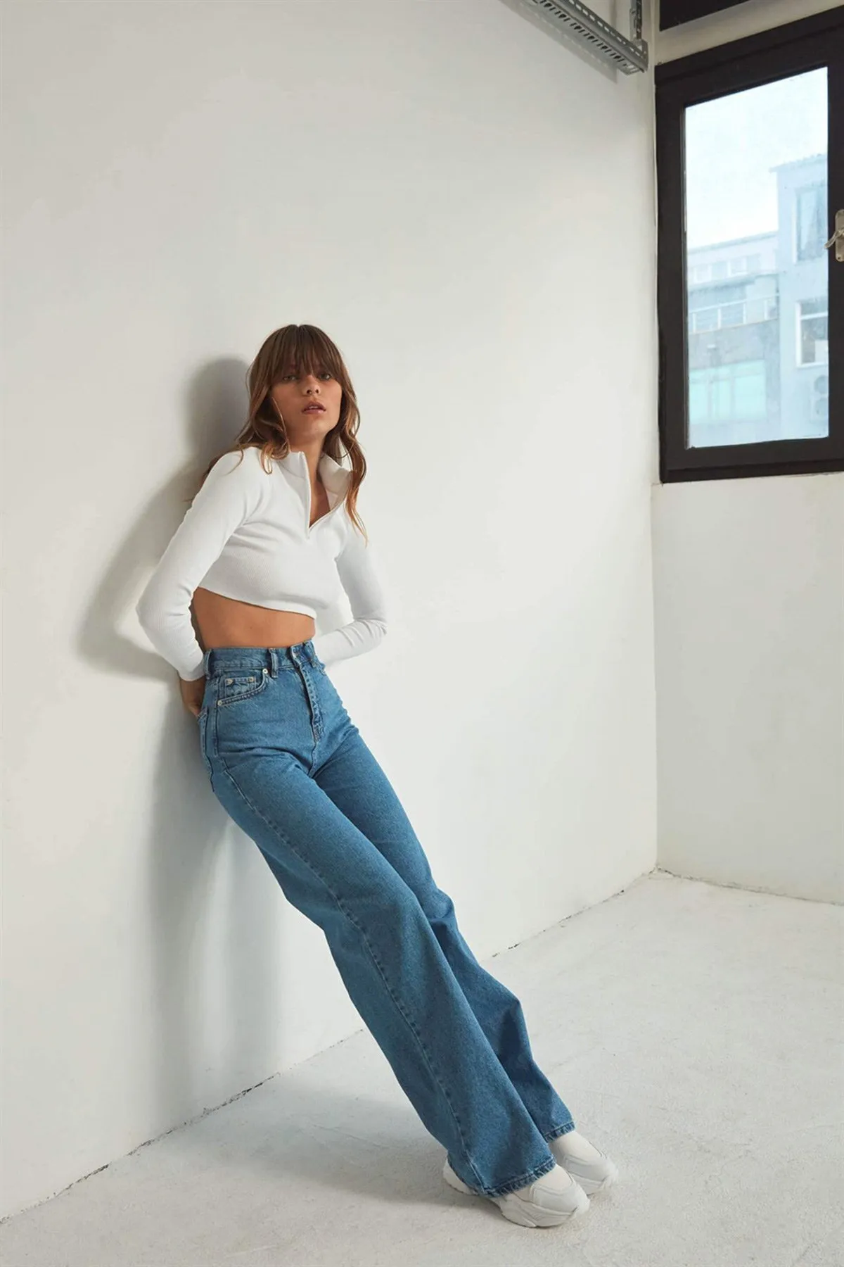 VATKALI  Lange Jeans mit weitem Bein in Blau