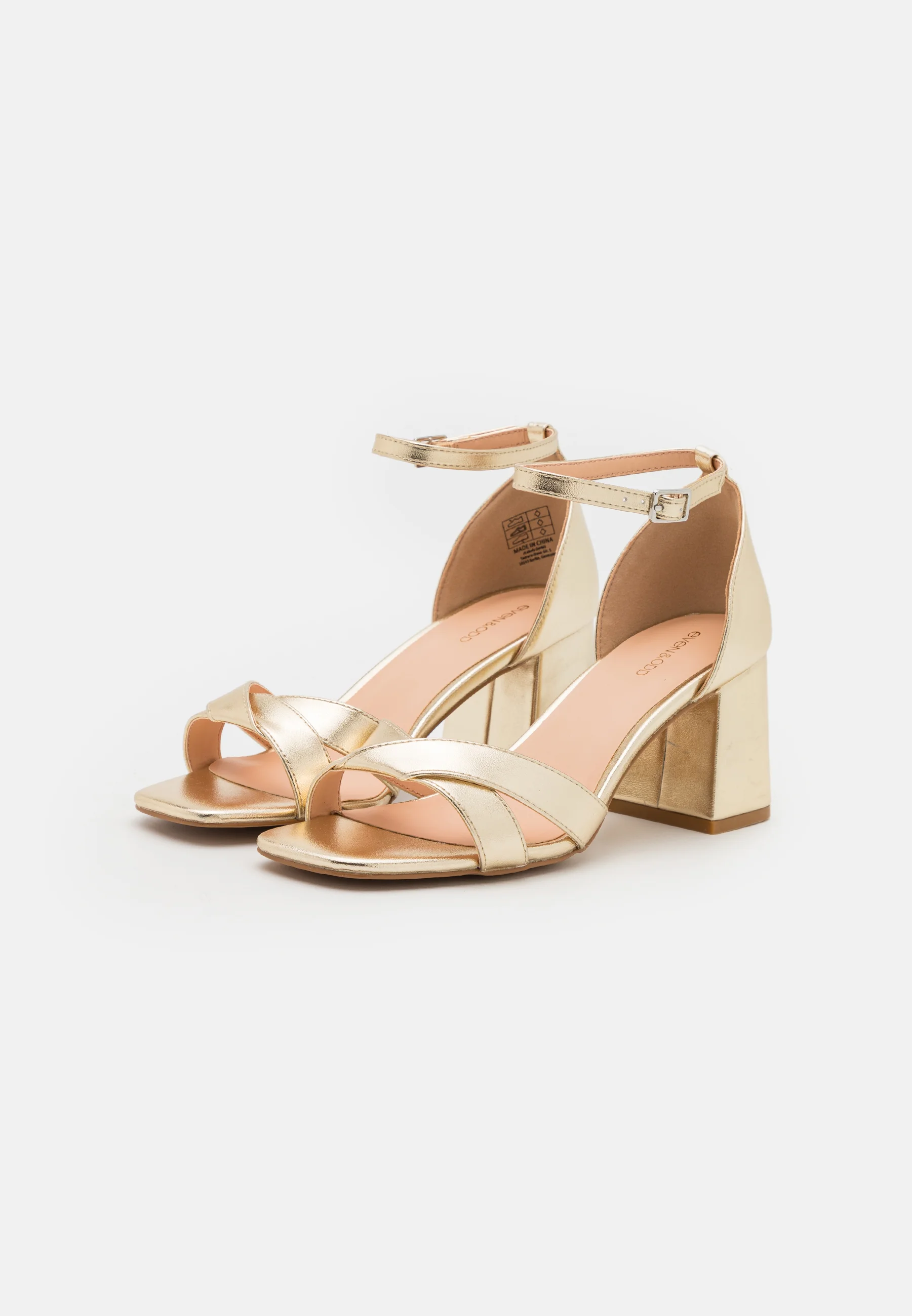 Sandalias de corte ancho Even&Odd