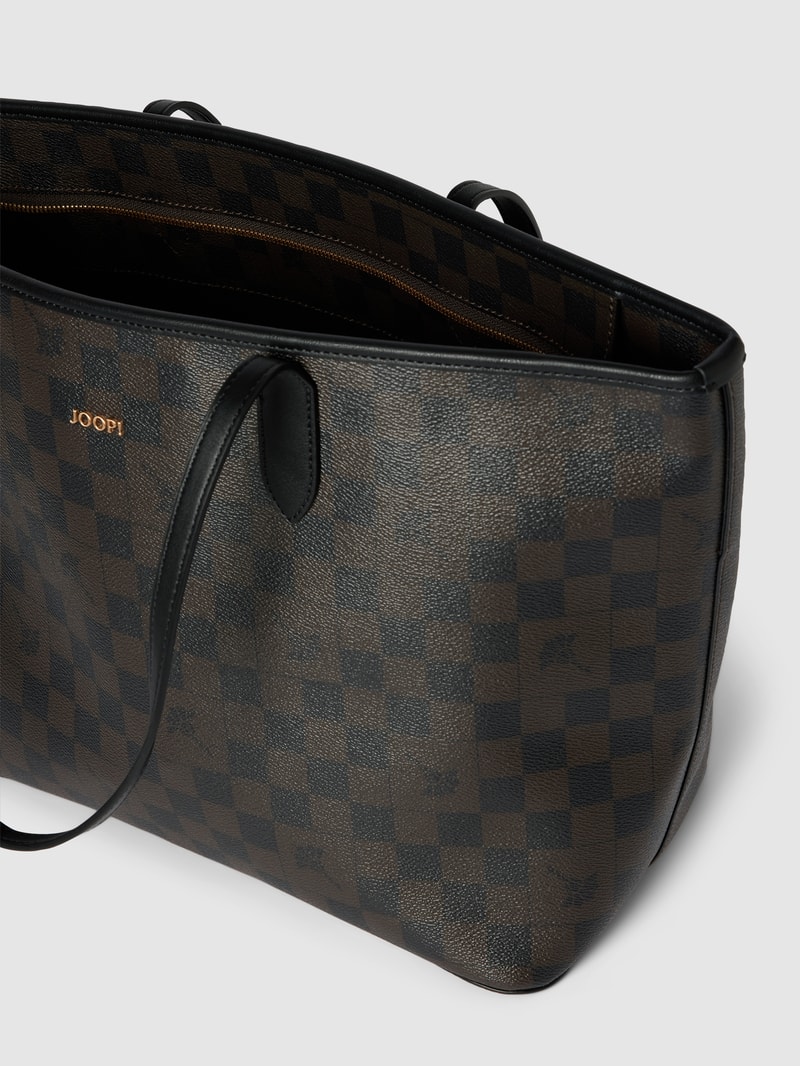 Shopper mit Label-Applikation Modell 'lara' in dunkelbraun