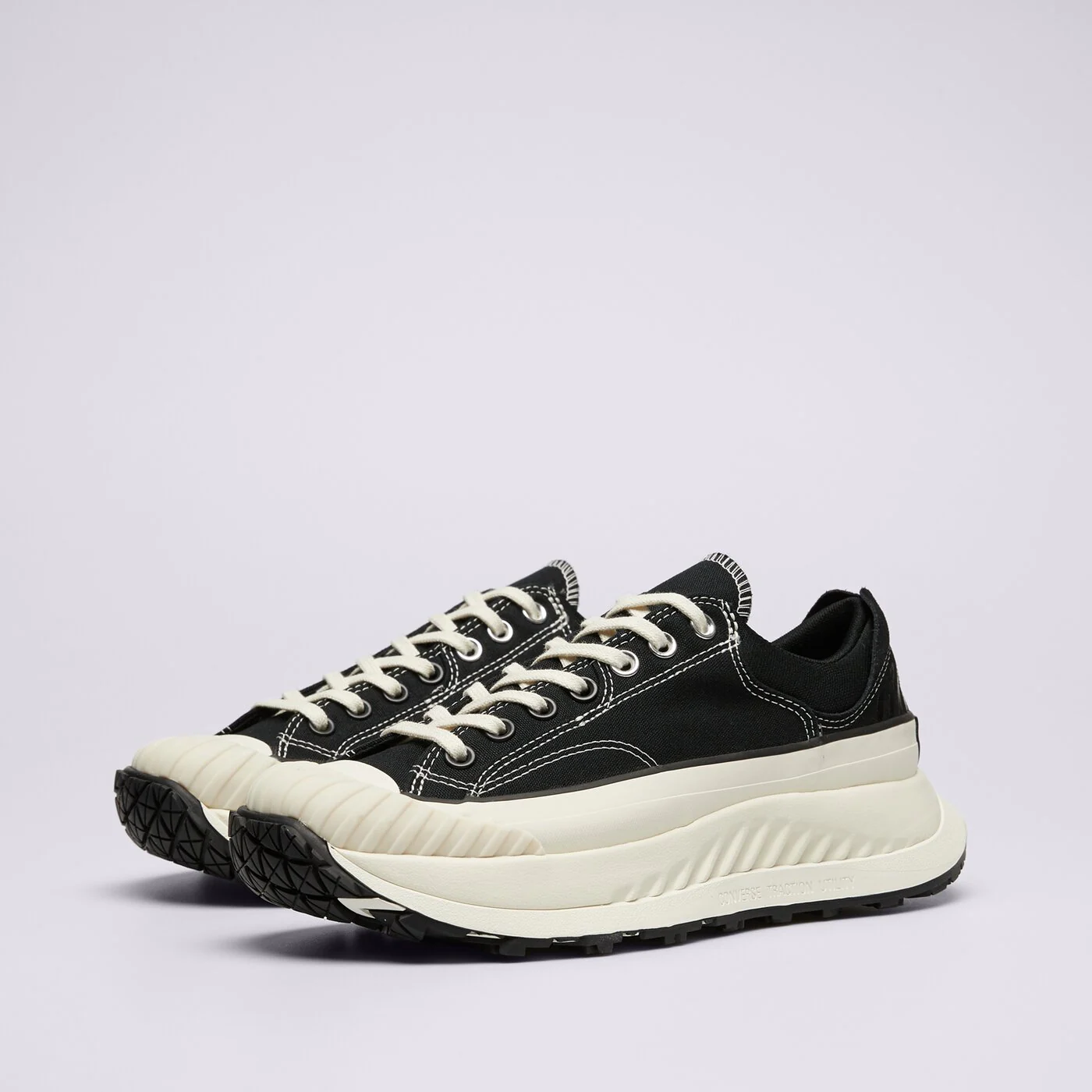 CONVERSE CHUCK 70 AT-CX OX Schwarz