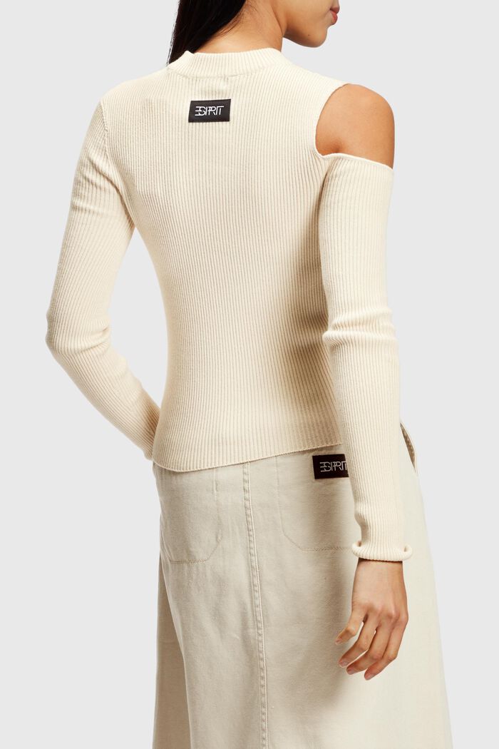 Rippstrickpullover mit Cut-out
