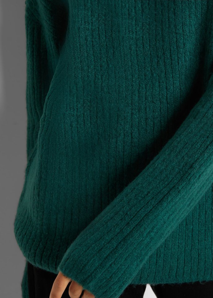Oversize Pullover mit weitem Kragen