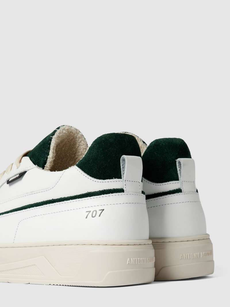 Sneaker mit Schnürverschluss in grün